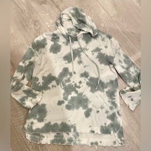 Jane and Delancy green and white tie-dye hoodie